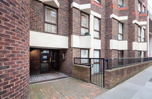 London City Centre Apartment | Central London Trafalgar Sq Walk to Everything Sleeps 5