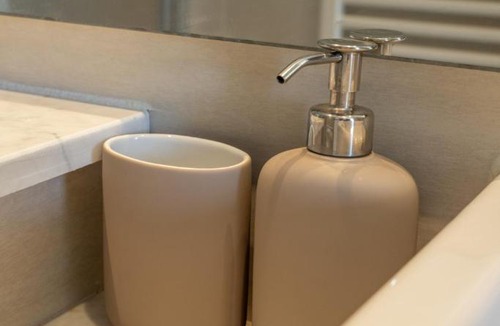 Acropolis Apartment | Central Luxurious 2 bedroom flat
