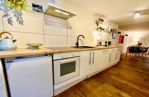 Altstadt-Nord Apartment | Central Maisonette Loft near Cologne Cathedral