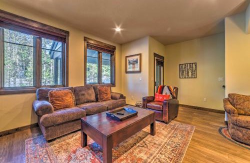 Woodwinds House | Central Mammoth Lakes Townhome ~ 1 Mi to Slopes