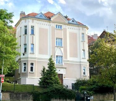 Prague 5 Apartment | Central-Modern-Apartment
