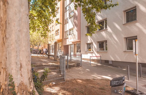 Weinsteige Apartment | Central, modern designer appartment in downtown Stuttgart