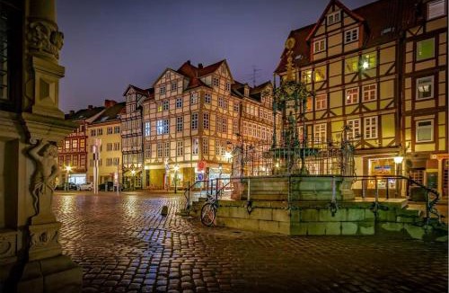 Vahrenwald Apartment | Central, Near Main Train Station, Supermarket, Train, Vahrenwalder
