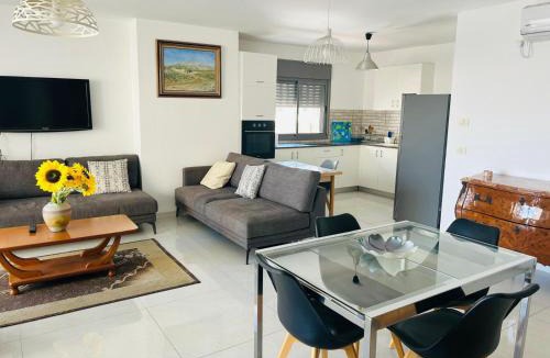 Netanya Apartment | Central netanya