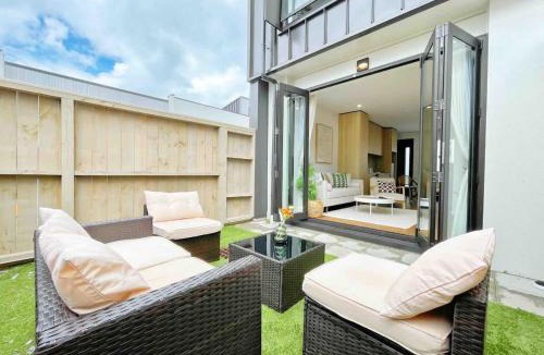 Grey Lynn House | Central Oasis Hideaway - Aircon 2-BR VS Backyard Close to Ponsonby