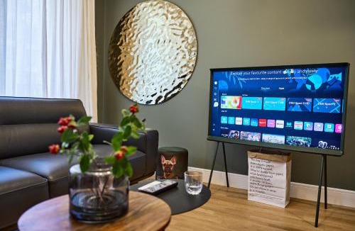 Timisoara Apartment | Central oLiv Apartment with free parking