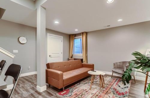 Stapleton House | Central Park - 28th Place Apt