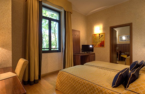 Old Town Hotel | Central Park Hotel Modena