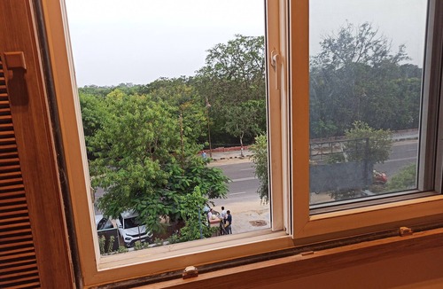Panch Batti House | Central park view gem