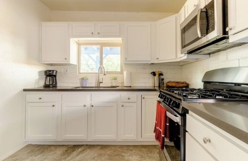 Palo Verde House | Central pet-friendly private house located by U of A with pool and hot tub