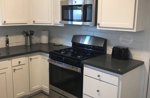 Palo Verde House | Central pet-friendly private house located by U of A with pool and hot tub