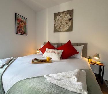 Peterborough Apartment | Central Peterborough Studio 2