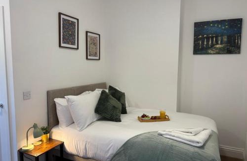 Peterborough Apartment | Central Peterborough Studio 3