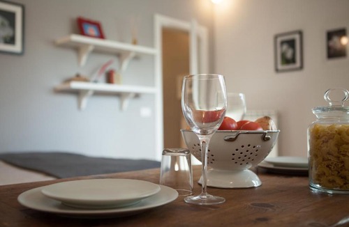 San Frediano Apartment | Central Pitti Studio Flat