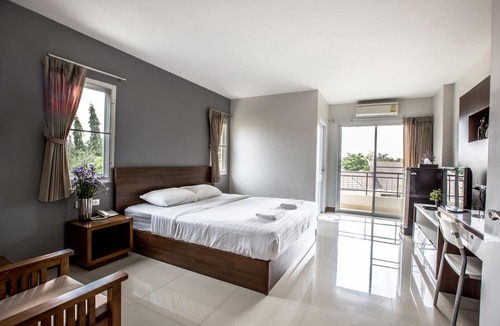 Chonburi Hotel | Central place serviced apartment 1