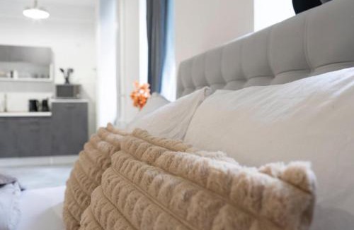 Steglitz Apartment | Central & Quiet I Bright Apartment in Steglitz