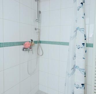 Stellingen Apartment | Central quiet studio 1room in Hamburg 4P next to zoo