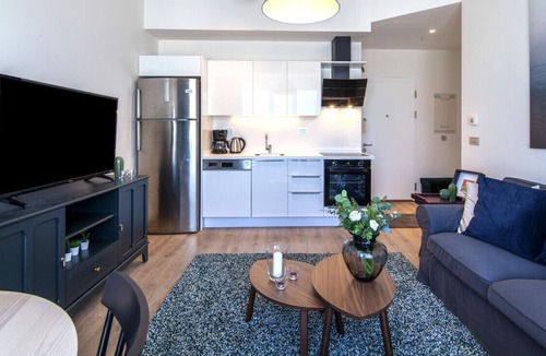Kartal Apartment | Central Residence Flat near Metro in Kartal
