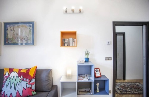 Smichov Apartment | Central river view Su
