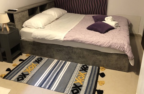 Edessa Apartment | Central & Riverfront Room