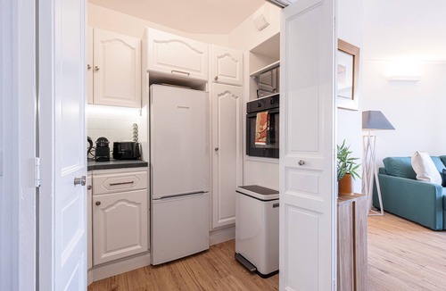 Nice Apartment | Central Saint Jean new 2 bedroom apartment.