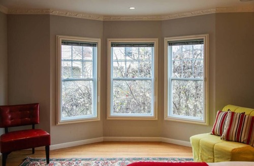 Eureka Valley Apartment | Central San Francisco Top Floor Jewel Box, Parking, Laundry