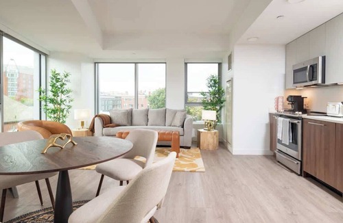 Central Square Apartment | Central Space 2 BR Condo to Balance Life, Work Play! 7 Sleeps