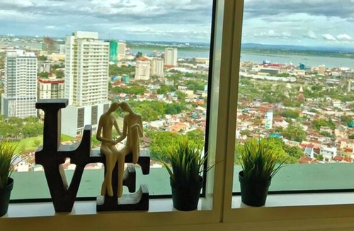 Cebu Apartment | Central & Spacious 2 Bdrms