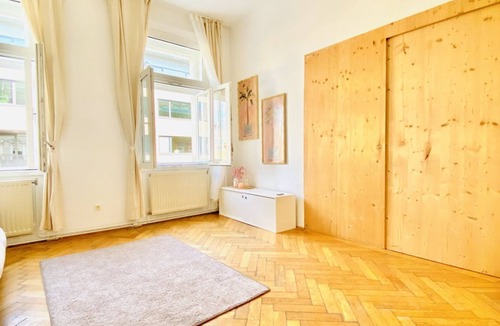 Rudolfsheim-Funfhaus Apartment | Central Spacious 2Br Apt, 7- Min to Westbahnhof