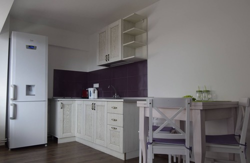 Lazaret Apartment | Central Spacious Apartment (near train station)