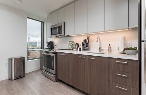 Central Square Apartment | Central Square 2BR Condo near Harvard & MIT Spacious Gym & Work