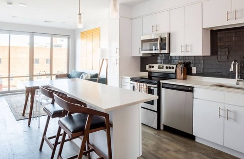 Central Square Apartment | Central Square|Students Welcome-Essex401-2/1
