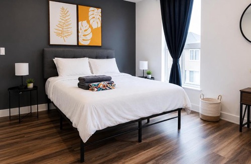 Brewerytown Apartment | Central Studio w Wifi & WD Gym Rooftop