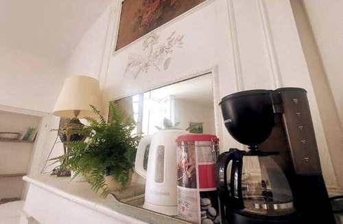Poitiers Apartment | Central studio with large private terrace, calm and light