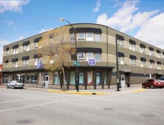 Lloydminster Hotel | Central Suite Hotel