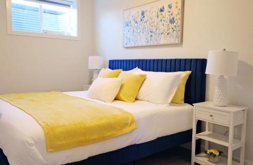 North Central Edmonton House | Central Suite King Beds Long Stays Disney