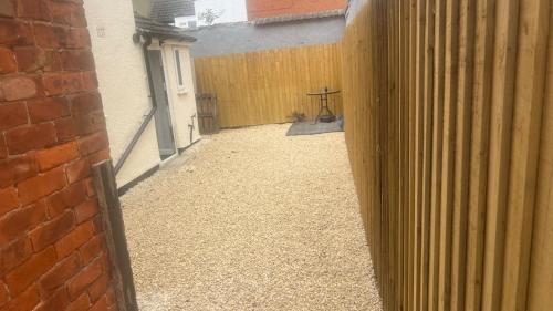 Sutton-on-Sea House | Central Sutton on Sea 4-Bed House Sleeps 8