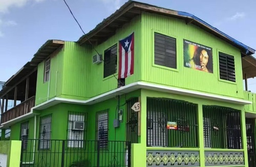 Isabel II House | Central Vieques 2BR Walk to Ferry, Beach & Plaza