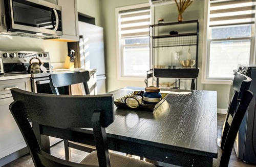 Worcester Apartment | Central Worcester Retreat