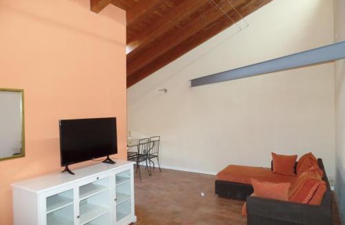Gorizia Apartment | Centralissima mansarda .