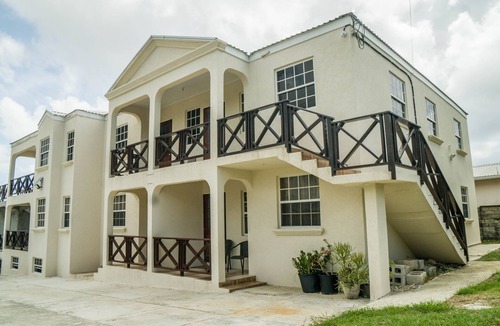 Arthurs Seat Apartment | Centrally located 2 bedroom apt in Warrens. Great for vacation or business !