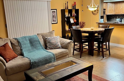 Camelback East Condo | Centrally Located 2 Bed/2 Bath Gated Community Condo Sleeps 4