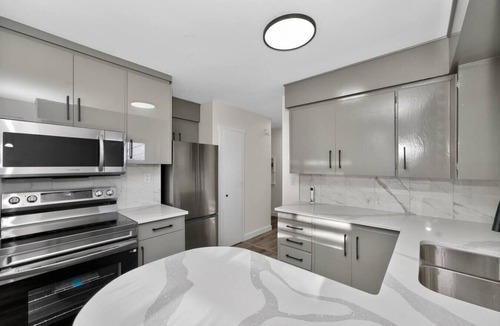 Highland Park House | Centrally Located 2BR Home Near Downtown & Airport | Private Entry | Stampede Ready