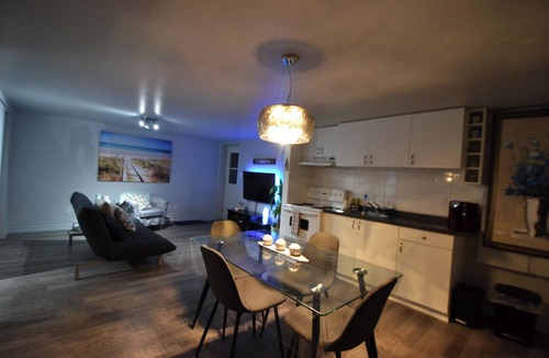 Sherbrooke Apartment | Centrally located between Sherbrooke and Magog, Adventure, lakes, trails and nature.