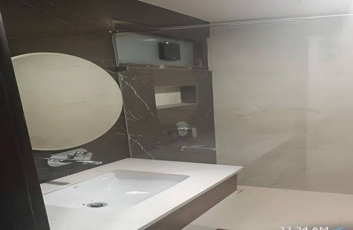 Panchkula Urban Estate Apartment | CENTRALLY LOCATED CITY BEAUTIFUL LUXURY ROOM FOR COUPLES/WORKING PROFESSIONALS.