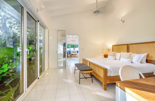 Casa de Campo Villa | Centrally Located Renovated Luxury Villa Free Breakfast Service/Hotel Partner