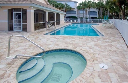 Central Naples Condo | Centrally Located in Beautiful Naples