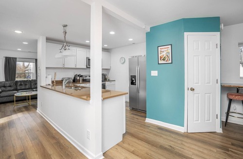 Near Northside House | Centrally Located, 3BD Urban Oasis