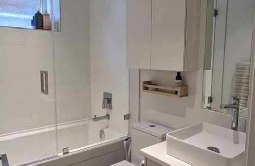 Riley Park House | Centrally located Vancouver 2BRs - Walkscore-92