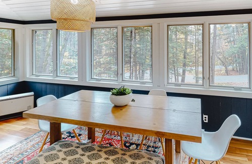 West Hartford Cabin | Centrally located vacation rental - mountain view - walk to shops & restaurants